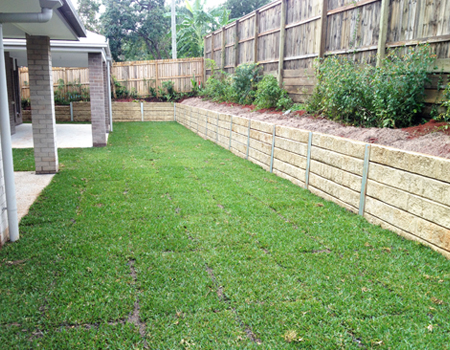 Timber Fencing Wishart, Colorbond Fencing Brisbane, Timber Retaining Walls Ripley